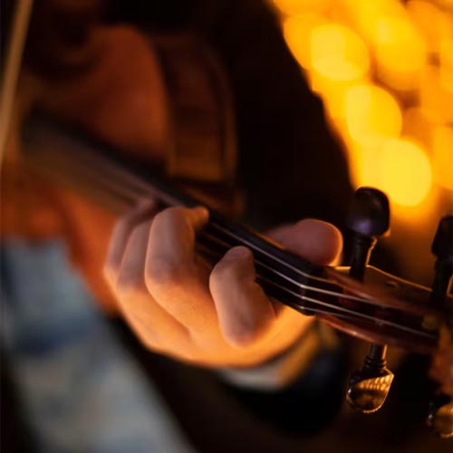 Candlelight: Ed Sheeran întâlnește Coldplay